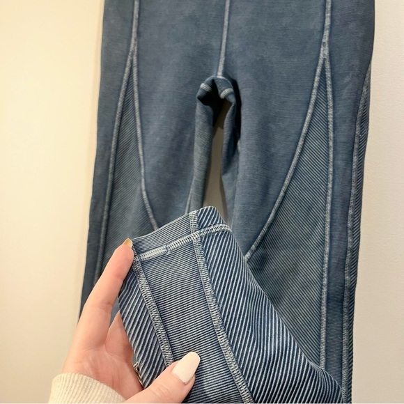 Lululemon Wunder Under High Rise Leggings Pants Tights Snow Washed Ribbed size 4 - Picture 8 of 12